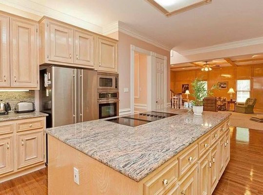 Castro & Son Home Improvement Logo