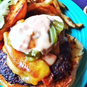 Cadillac Cafe - Talkeetna Bacon Burger. - Pizza Near Me - Wasilla, Alaska