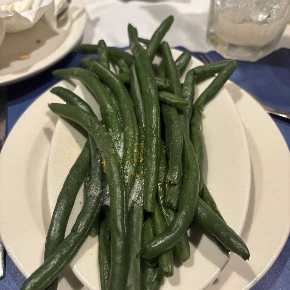 Edgewater Restaraunt - New American Near Me - Edgewater, Maryland