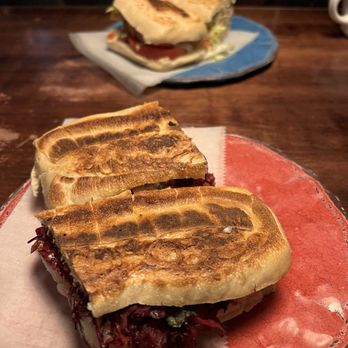 Cafecito - Borracho sándwich - Cuban Near Me - Chicago, Illinois