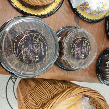 Stater Bros. Markets - a variety of baked goods - Grocery Near Me - Paramount, California