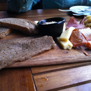 Cincinnati Lager House - Cheese and meat plank - New American Near Me - Cincinnati, Ohio