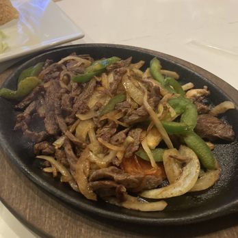 Carretas Mexican restaurant - Beef fajitas - Mexican Near Me - Ballwin, Missouri Carretas Mexican restaurant - Beef fajitas - Mexican Near Me - Ballwin, Missouri