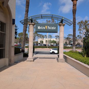 Metro Pointe At South Coast - You can see South Coast Plaza just on the other side of Bear St - Shopping Centers Near Me - Costa Mesa, California Metro Pointe At South Coast - You can see South Coast Plaza just on the other side of Bear St - Shopping Centers Near Me - Costa Mesa, California