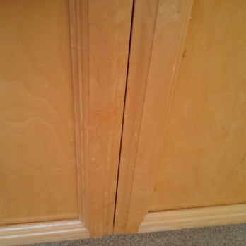 Lidia Cleaning House - Bathroom cabinet facing not wiped - Home Cleaning Near Me Lidia Cleaning House - Bathroom cabinet facing not wiped - Home Cleaning Near Me
