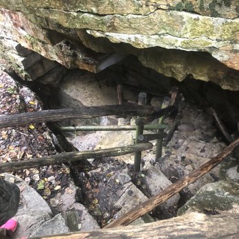 Ice Caves - Hiking Near Me - Cragsmoor, New York Ice Caves - Hiking Near Me - Cragsmoor, New York
