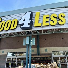 Exterior photo of Food 4 Less - Woodland, California Exterior photo of Food 4 Less - Woodland, California