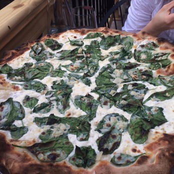 Coalfire - White pizza - Pizza Near Me - Chicago, Illinois