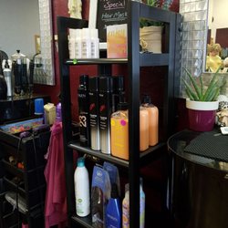 Head Lines Salon