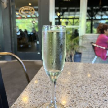 Wence's - HH Sparkling Wine $6 - New American Near Me - Pleasant Hill, California