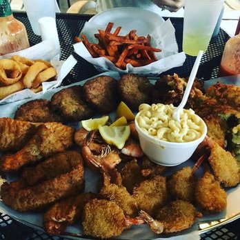 Alabama Jack's - The large seafood platter that was $68.00 that's suppose to serve four people but I believe it can feed six. - Seafood Near Me - Key Largo, Florida