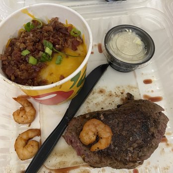 Chili's - wow big steak - Bars Near Me - N Providence, Rhode Island
