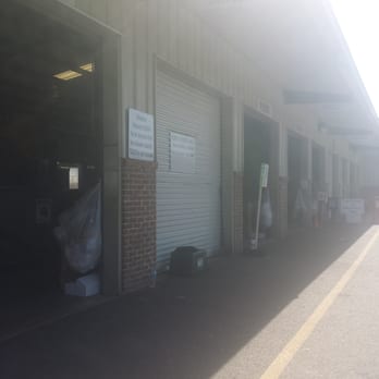 Roswell Recycling Center - The drop off zone - Recycling Center Near Me - Roswell, Georgia