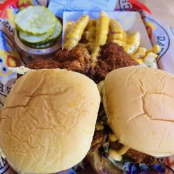 Dave's #2: 2 Sliders w/ Fries