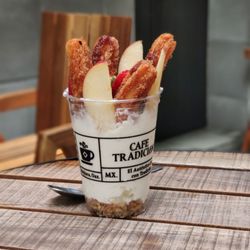 Café Tradición - Este postre es delicioso, el café es un lugar súper bonito. Muy económico y muy recomendable para pasar un rato agradable.