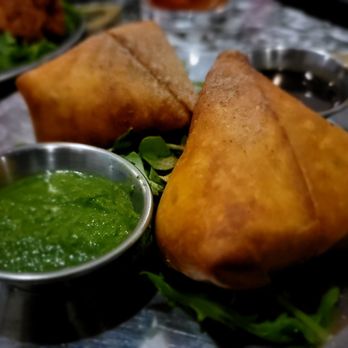 Curryosity - Slim samosas - 4/5 Chutneys -5/5 - Indian Near Me - San Diego, California Curryosity - Slim samosas - 4/5 Chutneys -5/5 - Indian Near Me - San Diego, California