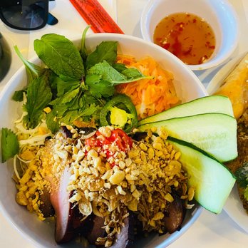 Maketto - Cambodian Noodle Salad - Cafes Near Me - Washington, DC, District of Columbia