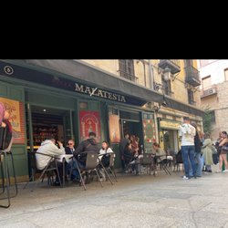 Malatesta - Outdoor seating.