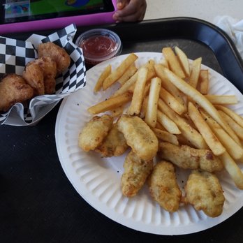 Kitty's Fish & Chips - Fried oysters (ORDERED ON ACCIDENT) w/fries and fried mac and cheese...no REAL PLATES HERE!! - Seafood Near Me - Covina, California Kitty's Fish & Chips - Fried oysters (ORDERED ON ACCIDENT) w/fries and fried mac and cheese...no REAL PLATES HERE!! - Seafood Near Me - Covina, California