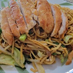 Satay BBQ - Mee Goreng (Egg Noodle Stir Fry)