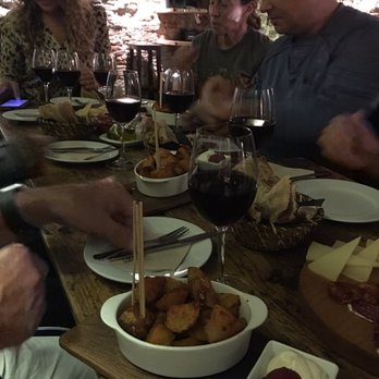 Wanderbeak - now Elysian Tales - Food Tours Near Me - Barcelona, B Wanderbeak - now Elysian Tales - Food Tours Near Me - Barcelona, B