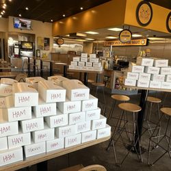 Which Wich - Lunch box ready to delivery