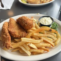 Blue Water Bar & Grill - Fish and chips