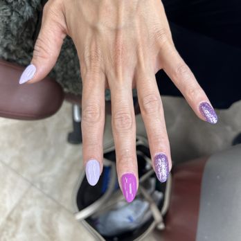 1. Paris Nails