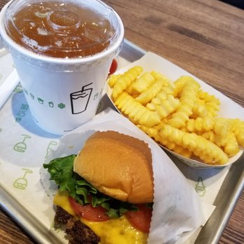 Shake Shack Mall in Columbia - Shackburger, fries, and Half & Half - Fast Food Near Me - Columbia, Maryland