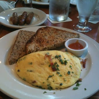Sarabeth's Key West - Spinach and goat cheese omelet!! - American Near Me - Key West, Florida Sarabeth's Key West - Spinach and goat cheese omelet!! - American Near Me - Key West, Florida