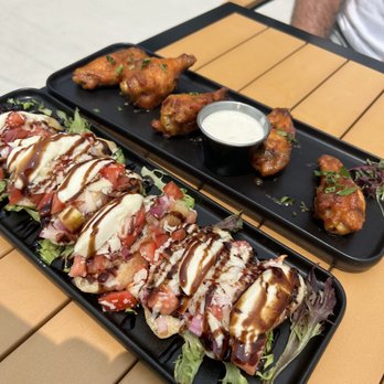 Vista Rooftop - Chicken wings and bruschetta - Wine Bars Near Me - Ocean City, Maryland
