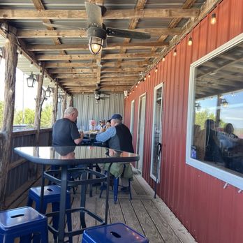 Jaspers Cafe - Patio - Burgers Near Me - Bluff Dale, Texas