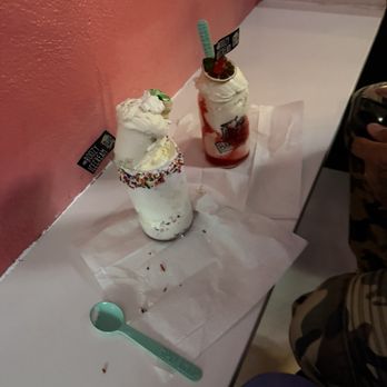 Tipsy Scoop - 10 out of 10 presentation - Ice Cream & Frozen Yogurt Near Me - Portland, Oregon