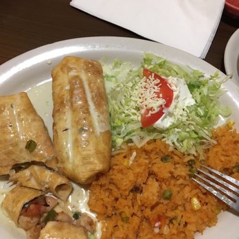 El Cubilete - Shrimp chimichanga - Mexican Near Me - Niagara Falls, New York El Cubilete - Shrimp chimichanga - Mexican Near Me - Niagara Falls, New York