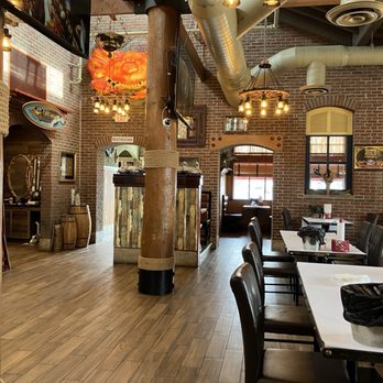 Amelies - General shot of the decor. - Seafood Near Me - Boise, Idaho