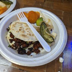 El Tapatio - Mulita de chorizo