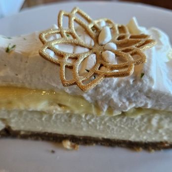 Ventana Grill - Key Lime Cheesecake - Latin American Near Me - Pismo Beach, California Ventana Grill - Key Lime Cheesecake - Latin American Near Me - Pismo Beach, California