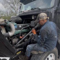 K & R Road Service - Volvo d13 oil pressure sensor replacement
