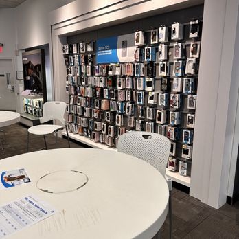 AT&T Store - Mobile Phones Near Me - Arlington, Virginia AT&T Store - Mobile Phones Near Me - Arlington, Virginia