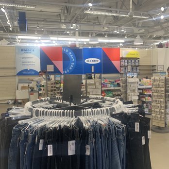 Old Navy Outlet - Jeans on a rack. - Women's Clothing Near Me - Napa, California Old Navy Outlet - Jeans on a rack. - Women's Clothing Near Me - Napa, California