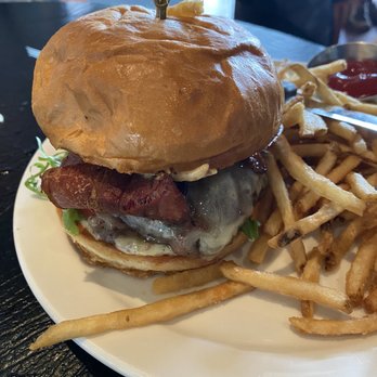 Restaurant 415 - Kobe beef burger - New American Near Me - Fort Collins, Colorado