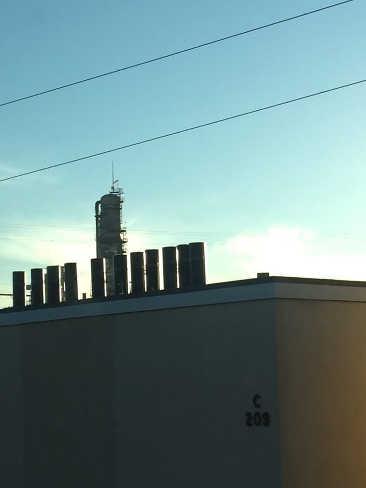 Slide of Navarro Roofing