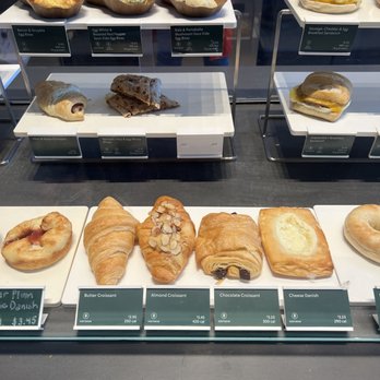 Starbucks - Coffee & Tea Near Me - Palo Alto, California Starbucks - Coffee & Tea Near Me - Palo Alto, California