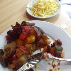 Baguette Du Monde - Veggie chilli jacket potato with cheese