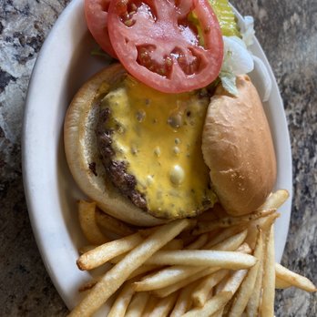 The Nite Owl Restaurant - Cheeseburger - American Near Me - Columbia Falls, Montana