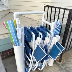 Selah Bed & Breakfast - Beach chairs & umbrellas