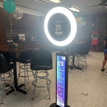 Kaptured Moments - Photo Booth Rentals Near Me