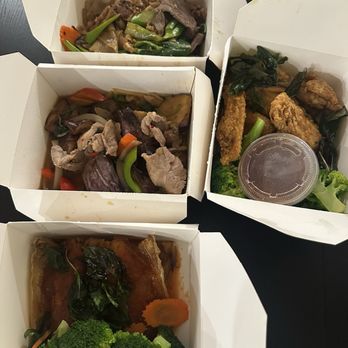 Kao Sarn Thai Cuisine - Top Pad See Ew; middle Eggplant; bottom Trout Rad Preeg; right Honey Wings - Thai Near Me - Richmond, California Kao Sarn Thai Cuisine - Top Pad See Ew; middle Eggplant; bottom Trout Rad Preeg; right Honey Wings - Thai Near Me - Richmond, California