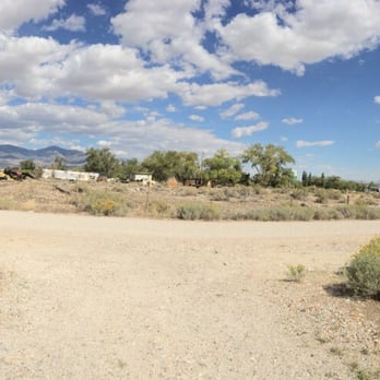 The Getaway Cabin - I stayed at Reita & Chuck's wonderful, cozy cabin for 4 quiet, beautiful nights! Only 5.5 miles away from gorgeous GBNP hiking! - Guest Houses Near Me - Baker, Nevada