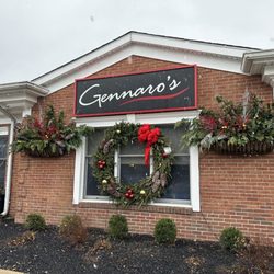 Gennaro's - Exterior